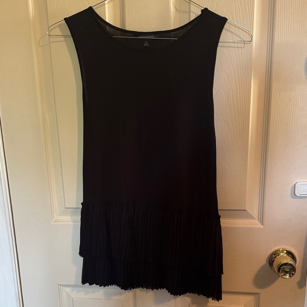 Banana Republic Black Sleeveless Blouse